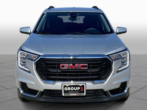 Used 2022 GMC Terrain SLE w/ Driver Convenience Package image 6