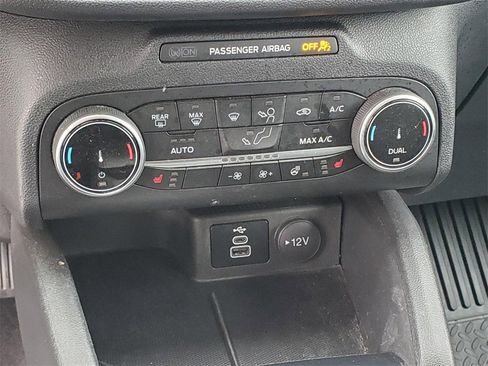 Used 2024 Ford Escape Active w/ Cold Weather Package image 30