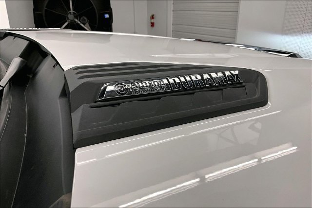 Used 2025 Chevrolet Silverado 3500 LTZ AWD/4WD image 10