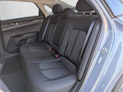 Used 2021 Kia K5 LXS FWD image 16