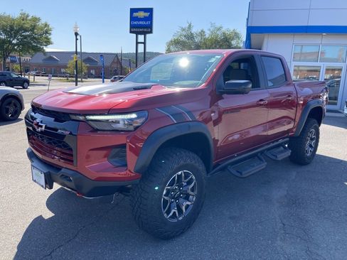 New 2026 Chevrolet Colorado ZR2 w/ Technology Package image 3