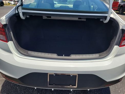 Used 2020 Hyundai Elantra SE w/ Cargo Package (C1) FWD image 7