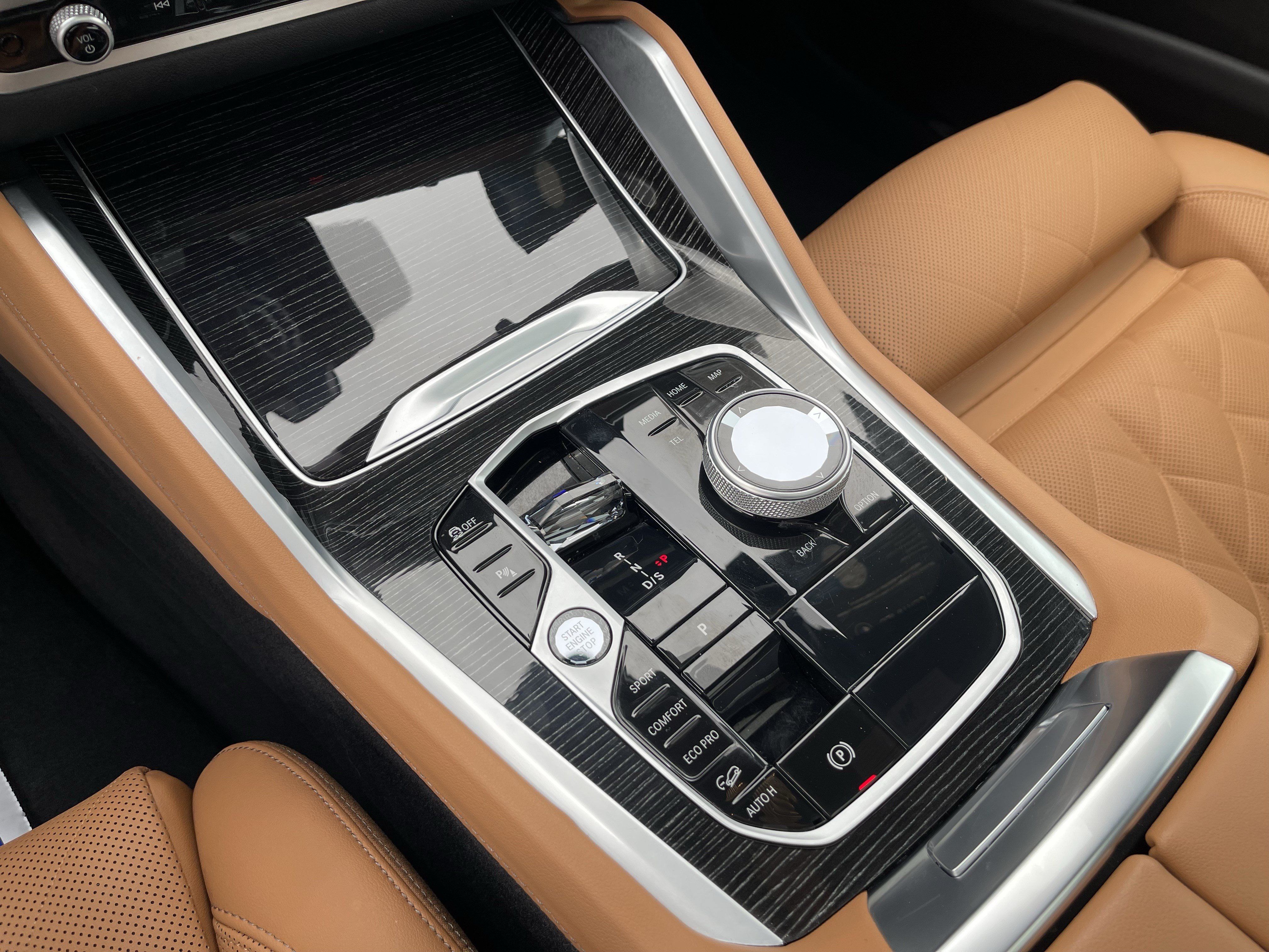 Certified 2025 BMW X6 M60i AWD/4WD image 14