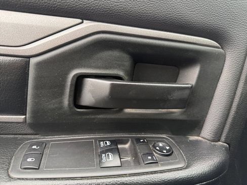 Used 2021 RAM 3500 Tradesman w/ Chrome Appearance Group image 19