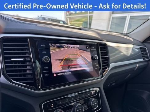 Certified 2022 Volkswagen Atlas SEL R-Line AWD/4WD image 14