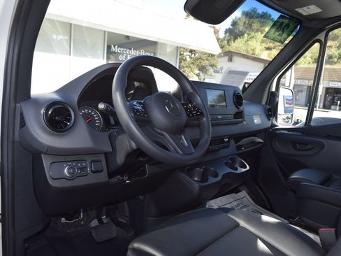 Used 2024 Mercedes-Benz Sprinter 3500 w/ Acoustic Package image 16