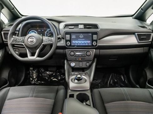 Used 2025 Nissan Leaf S FWD image 31