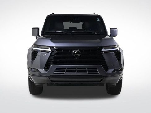 Used 2025 Lexus GX 550 image 8