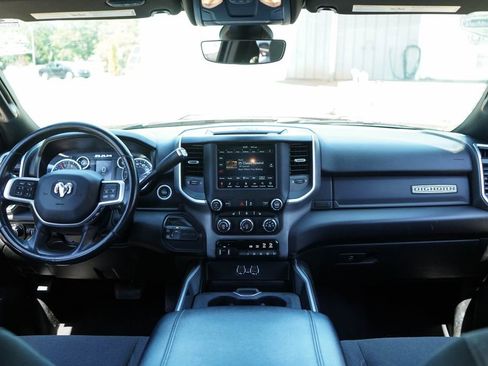 Used 2020 RAM 3500 Big Horn w/ Night Edition image 8