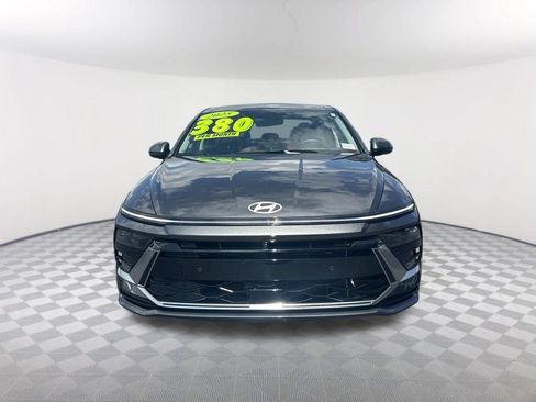 Used 2025 Hyundai Sonata Limited FWD image 2