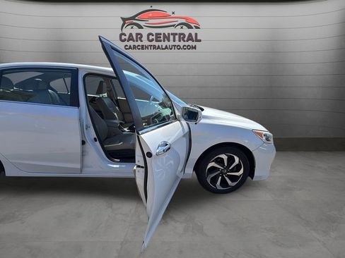 Used 2017 Honda Accord EX-L image 28
