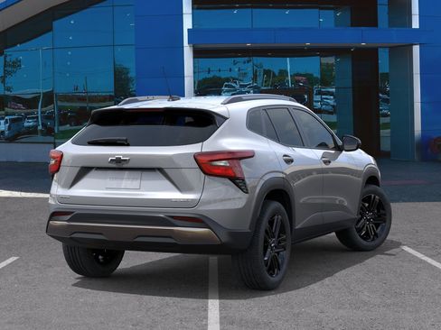 New 2026 Chevrolet Trax ACTIV FWD image 28