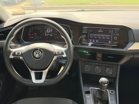 Used 2019 Volkswagen Jetta S FWD image 10