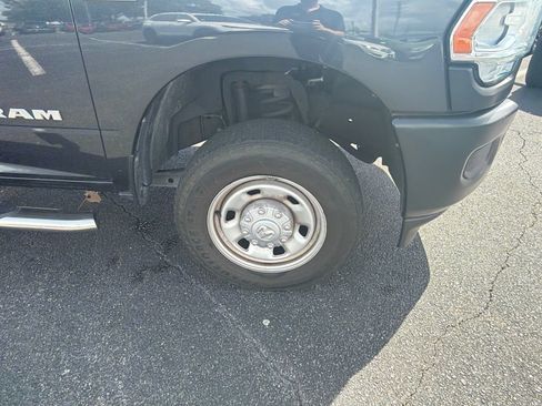 Used 2020 RAM 2500 Tradesman AWD/4WD image 9