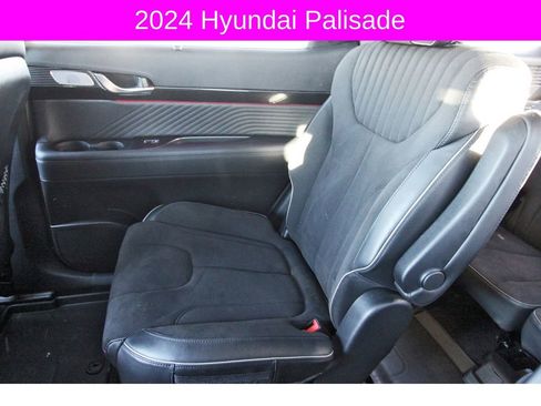 Used 2024 Hyundai Palisade Calligraphy image 15