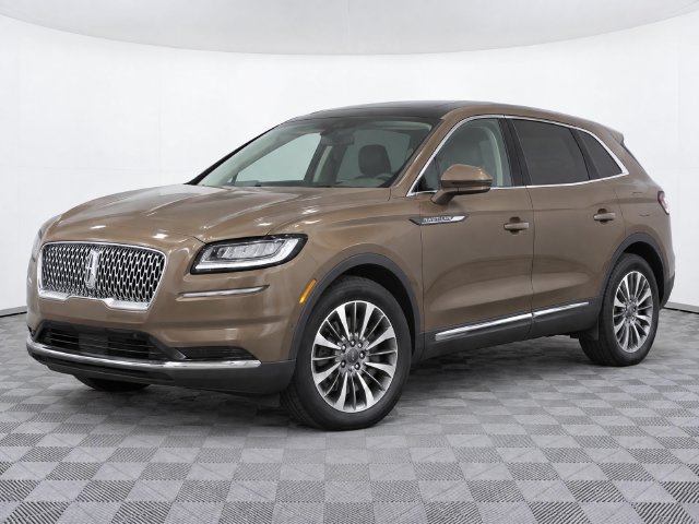 Certified 2022 Lincoln Nautilus Reserve AWD/4WD image 2