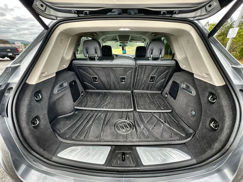 Used 2020 Buick Envision Essence image 25