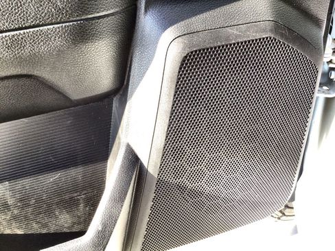 Used 2018 RAM 2500 Tradesman w/ Chrome Appearance Group image 25