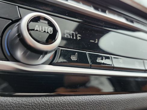 Used 2019 BMW X3 M40i image 10