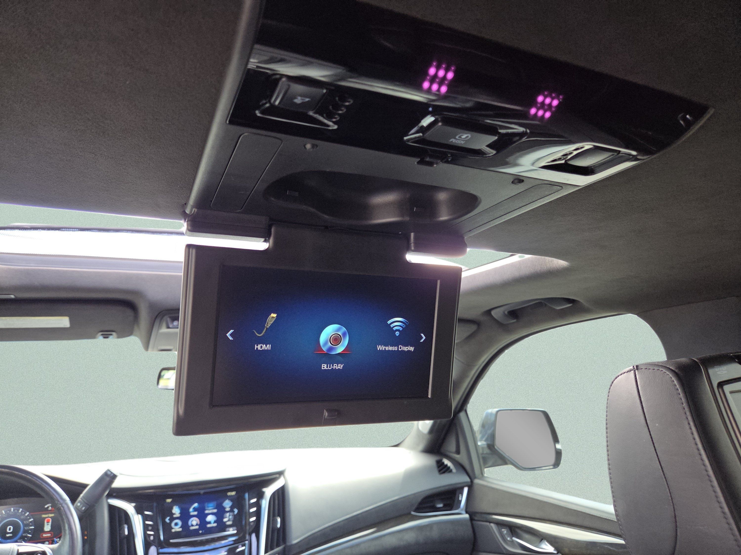 Used 2017 Cadillac Escalade Platinum AWD/4WD image 39