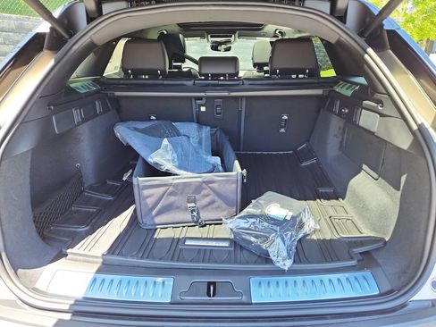 New 2026 Land Rover Range Rover Velar S AWD/4WD image 13