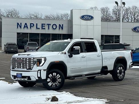 Used 2025 GMC Sierra 3500 Denali w/ Denali Reserve Package image 1