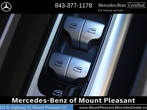 Used 2025 Mercedes-Benz GLC 300 image 21