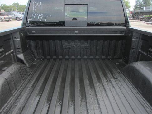 New 2026 GMC Sierra 1500 AT4 w/ AT4 Premium Package AWD/4WD image 6