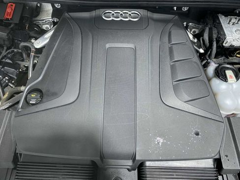 Used 2019 Audi Q7 2.0T Premium Plus w/ Premium Plus Package AWD/4WD image 9