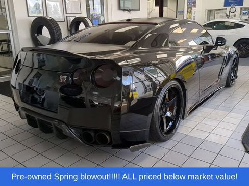 Used 2009 Nissan GT-R Premium AWD/4WD image 11