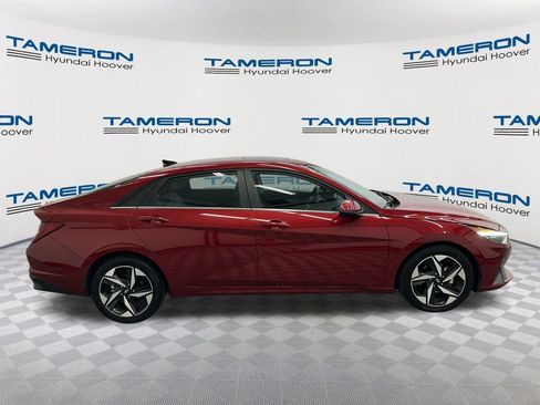 Used 2023 Hyundai Elantra Limited FWD image 6