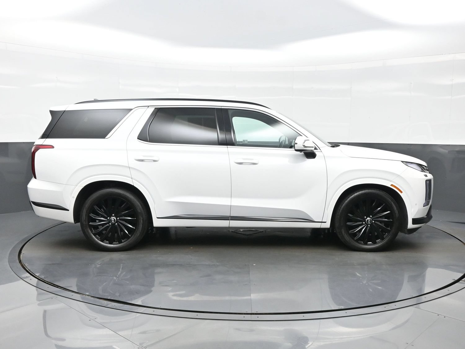 Used 2025 Hyundai Palisade Calligraphy AWD/4WD image 7