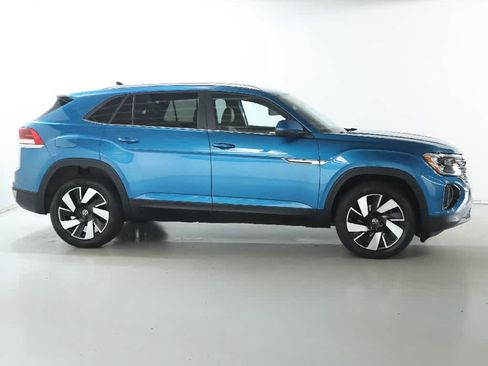 Certified 2024 Volkswagen Atlas Cross Sport SE AWD/4WD image 11