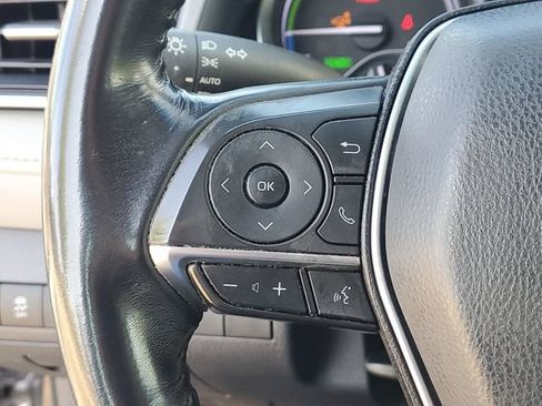 Used 2018 Toyota Camry XLE FWD image 14
