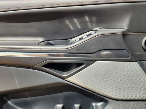 Used 2025 Lincoln Navigator Black Label image 22