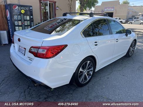 Used 2018 Subaru Legacy 3.6R Limited AWD/4WD image 9