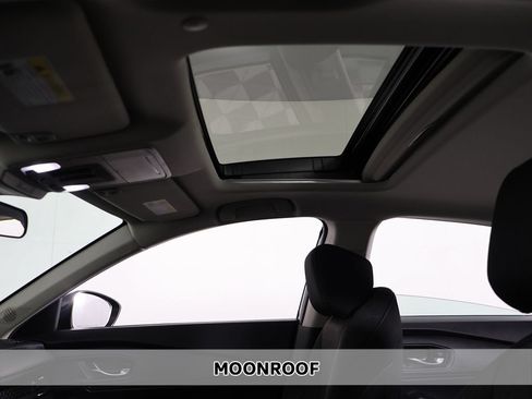 Certified 2024 Honda Accord EX image 3