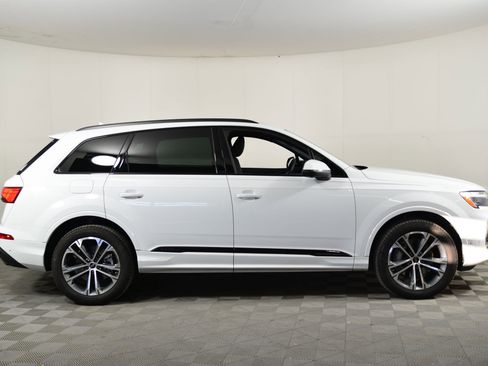 Certified 2025 Audi Q7 2.0T Premium Plus w/ Premium Plus Package image 7