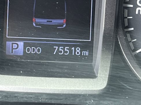 Used 2018 Toyota Tacoma TRD Sport w/ Technology Package image 23