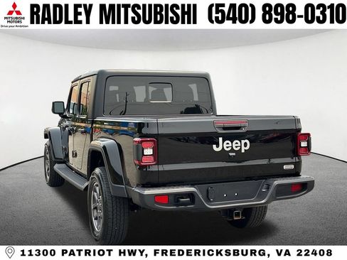 Used 2022 Jeep Gladiator Overland w/ Popular Equipment Package AWD/4WD image 16