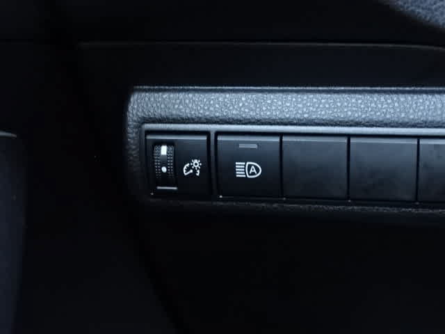 Certified 2025 Toyota Corolla SE w/ Convenience Package FWD image 40