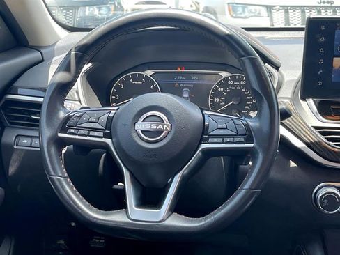 Used 2024 Nissan Altima 2.5 SR w/ SR Premium Package image 20