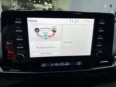 Used 2021 Toyota Sienna XLE AWD/4WD image 21