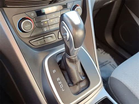 Used 2018 Ford C-MAX SE image 21