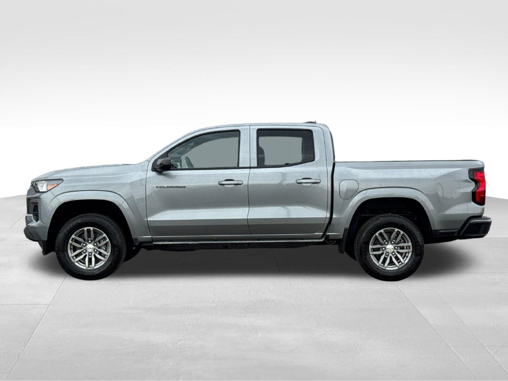 New 2026 Chevrolet Colorado LT RWD image 2