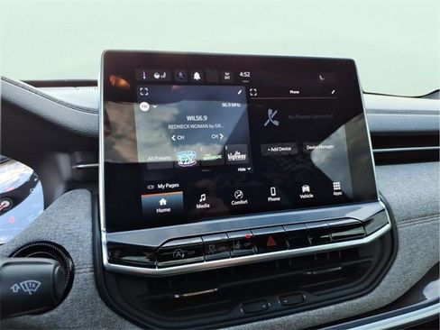 Used 2023 Jeep Compass Latitude w/ Sun and Sound Group image 22