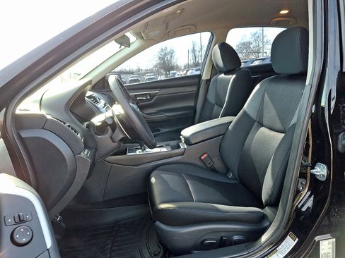 Used 2018 Nissan Altima 2.5 SR image 13
