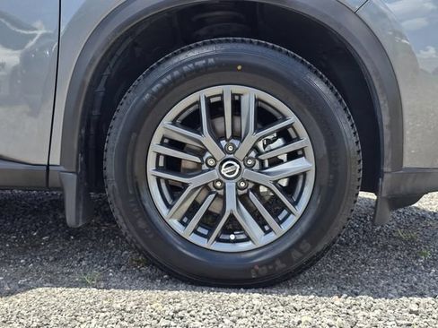 Used 2021 Nissan Rogue S FWD image 12