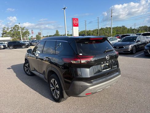 Used 2021 Nissan Rogue SV w/ Premium Package AWD/4WD image 5