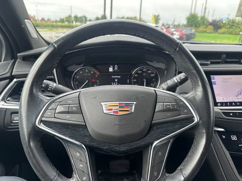 Used 2024 Cadillac XT5 Premium Luxury w/ LPO, Floor Liner Package AWD/4WD image 24